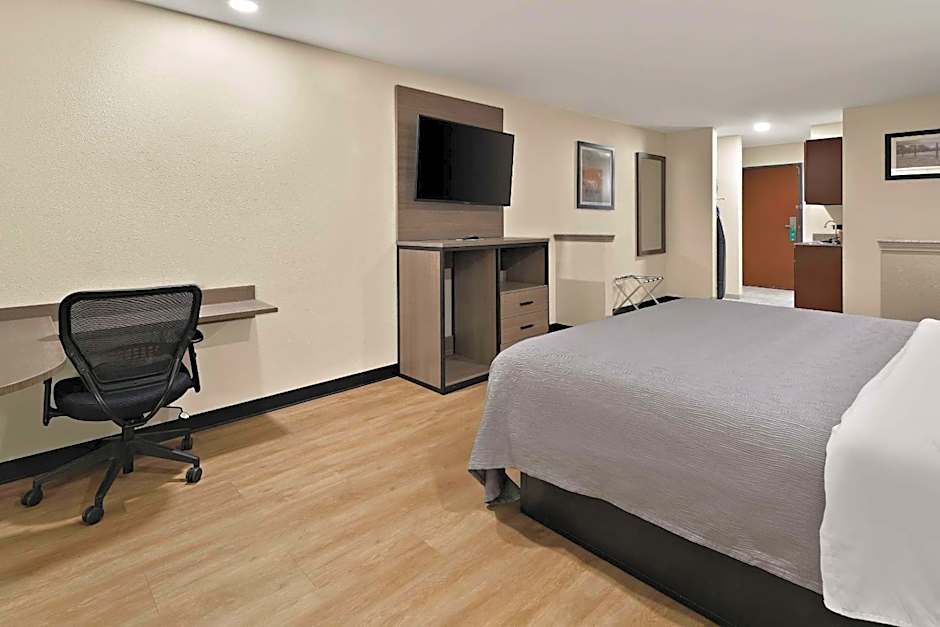 Quality Inn & Suites Weatherford