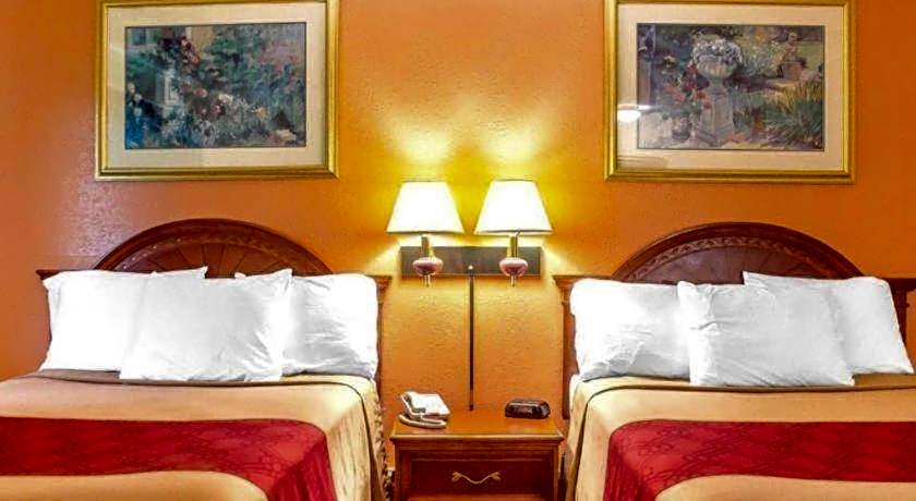 Econo Lodge Cuba I-86