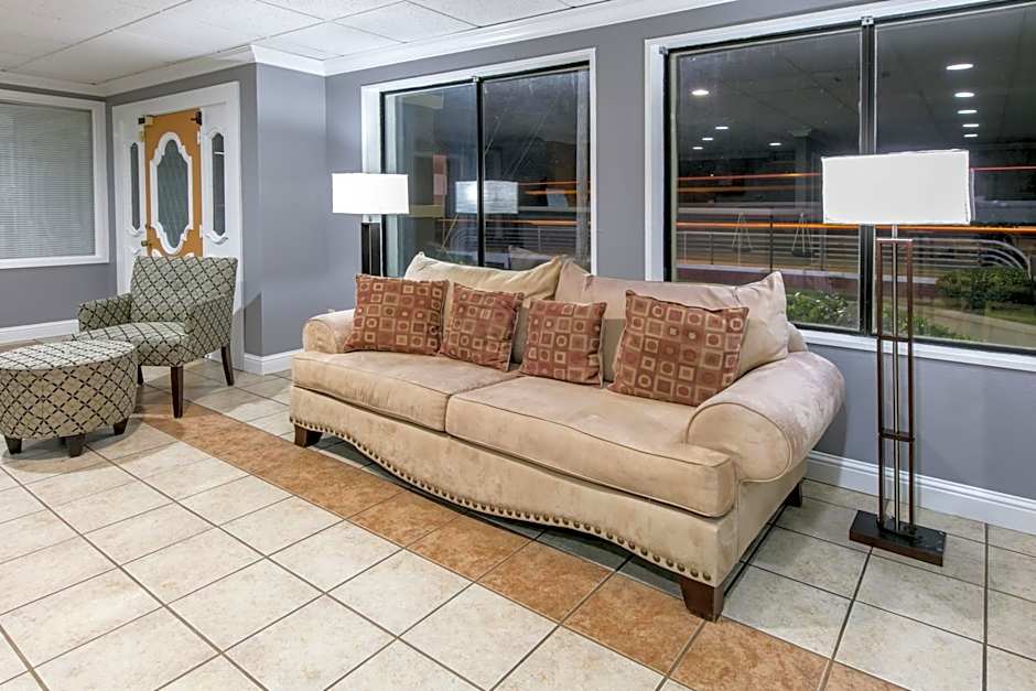 Knights Inn Longview