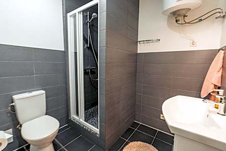 Studio with Sofa Bed