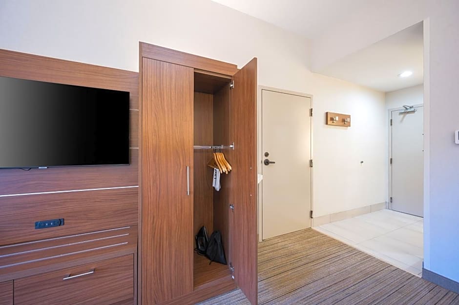 Holiday Inn Express Grover Beach-Pismo Beach Area By IHG