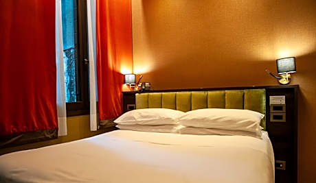 Small Double or Twin Room