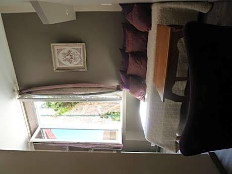 Junior Suite (2 Adults + 1 Child)