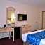 Travelodge by Wyndham Niagara Falls