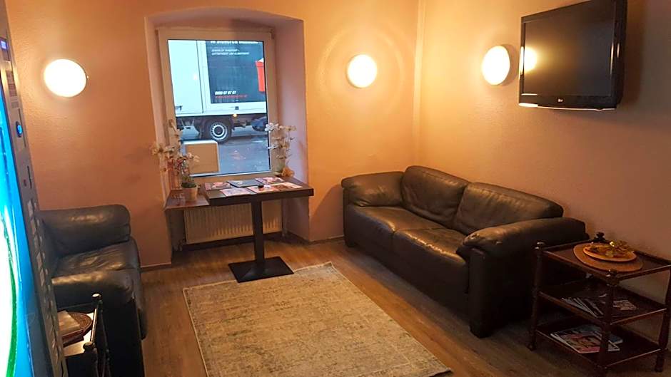 Mama Muh Self-Check-in