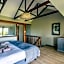 Hog Hollow Country Lodge