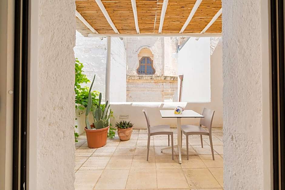 Antico Mondo Rooms & Suites