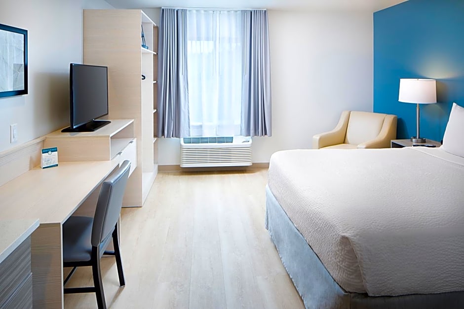 WoodSpring Suites Seattle Everett