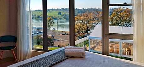 Suite with River View