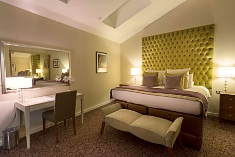 Suite one bedroom one bathroom