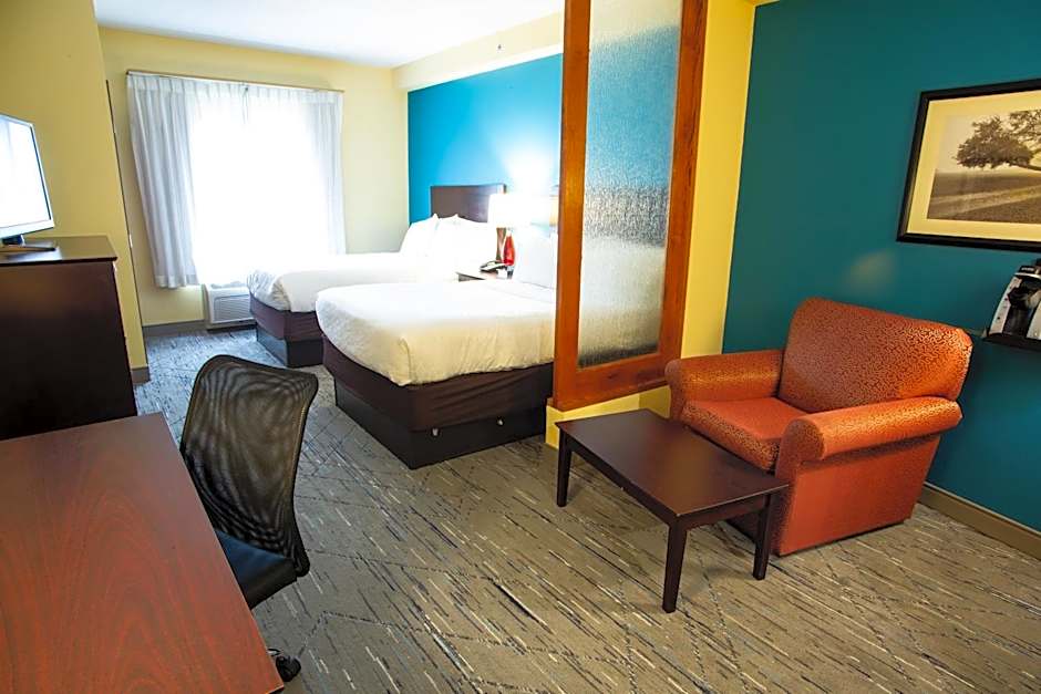Holiday Inn Express Harrisburg West By IHG