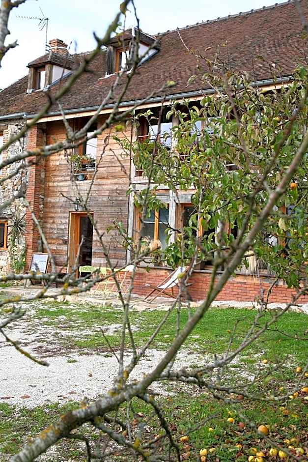 La Grange aux Loirs B&B