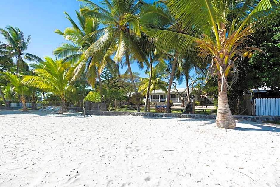 Quaint 4-bedroom Beach Villa in a fishing village