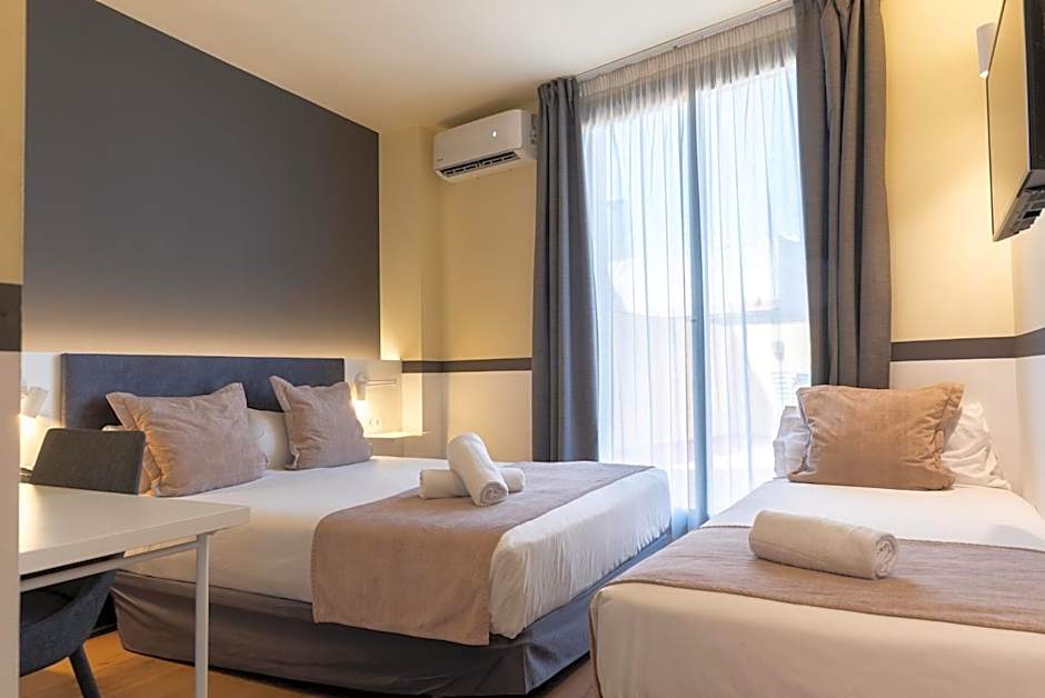 May Ramblas Hotel