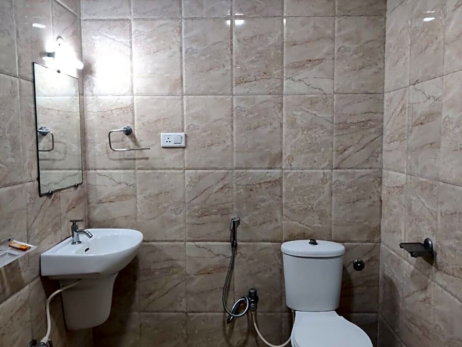 Hotel Mayura International