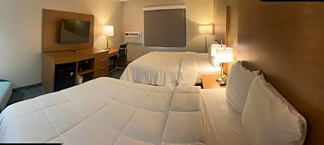 Baymont by Wyndham Oshkosh Airport