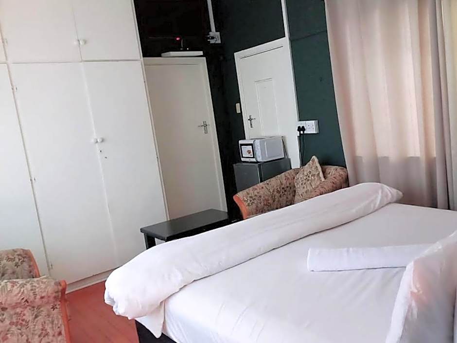 Mino Guest House