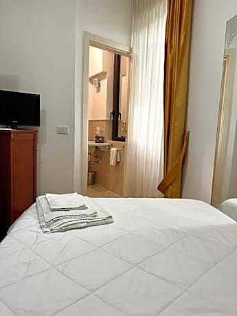 Standard Double Room - Single Use