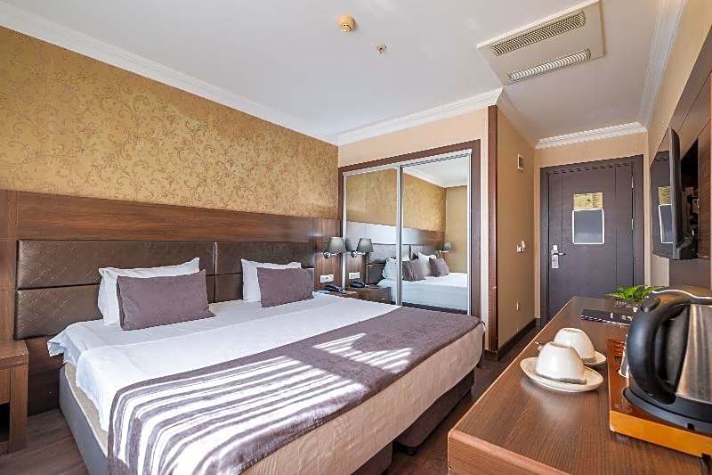 Rhiss Hotels Maltepe