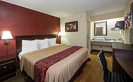 Deluxe King Room Smoking