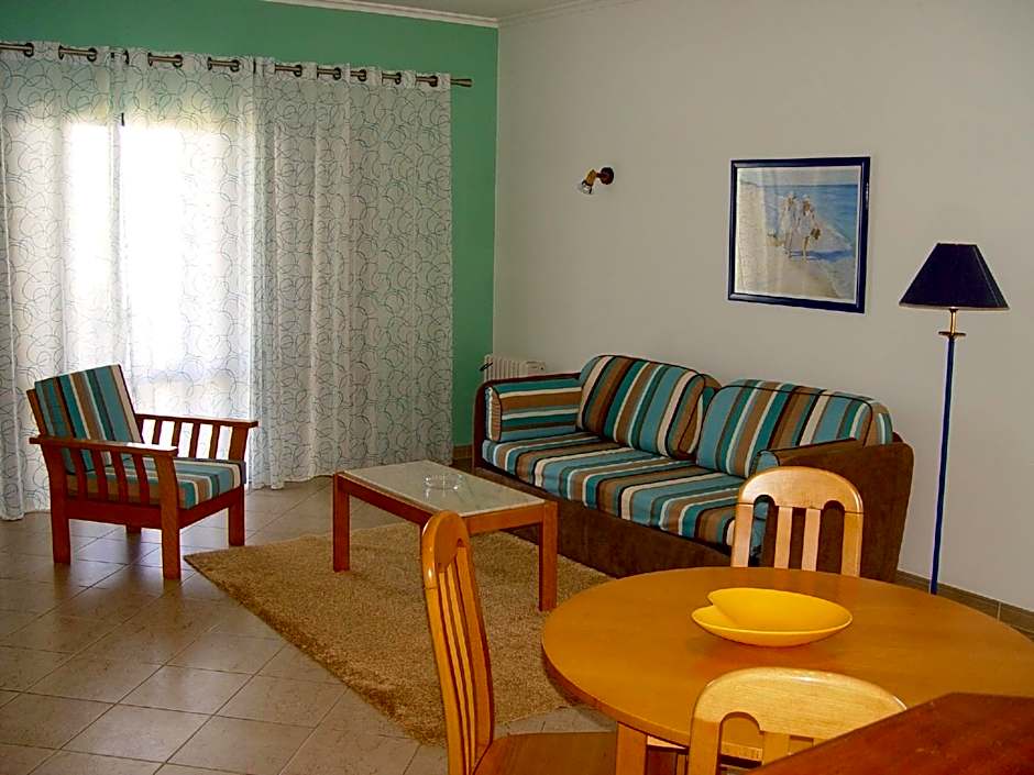 Quinta Das Figueirinhas & Quintinha Village