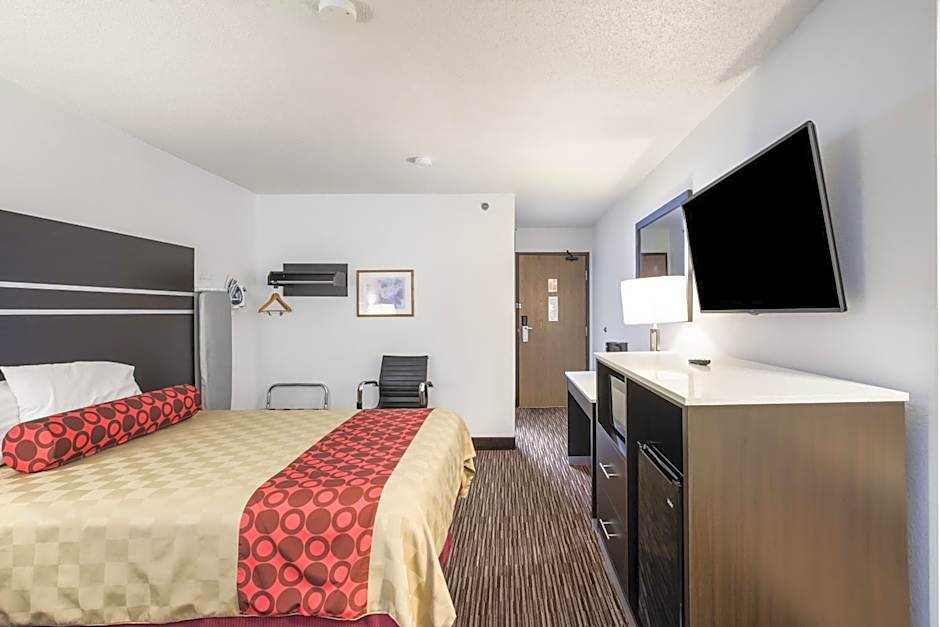 Americas Best Value Inn Charlotte, MI