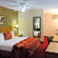 Caliente Tropics Hotel