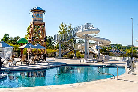 Grand Crowne Resort by Capital Vacations