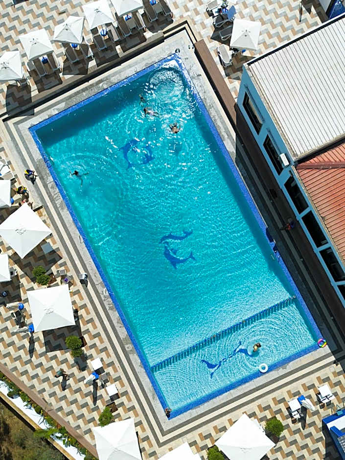 Mira Palace Hotel