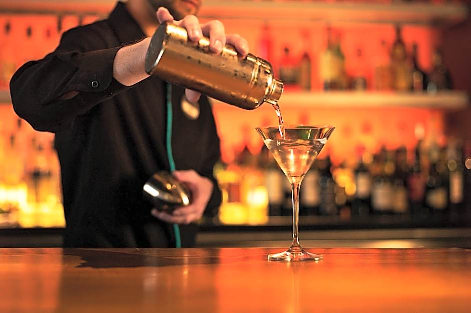 Hotel Indigo Naperville Riverwalk By IHG