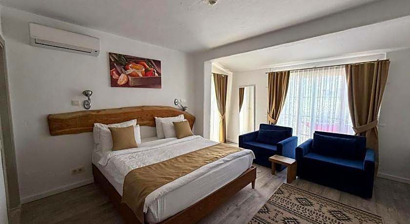 Rebetiko Hotel