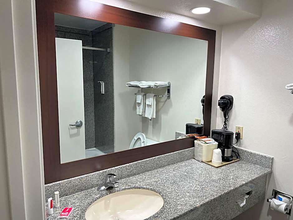 Econo Lodge Beaumont I-10 South