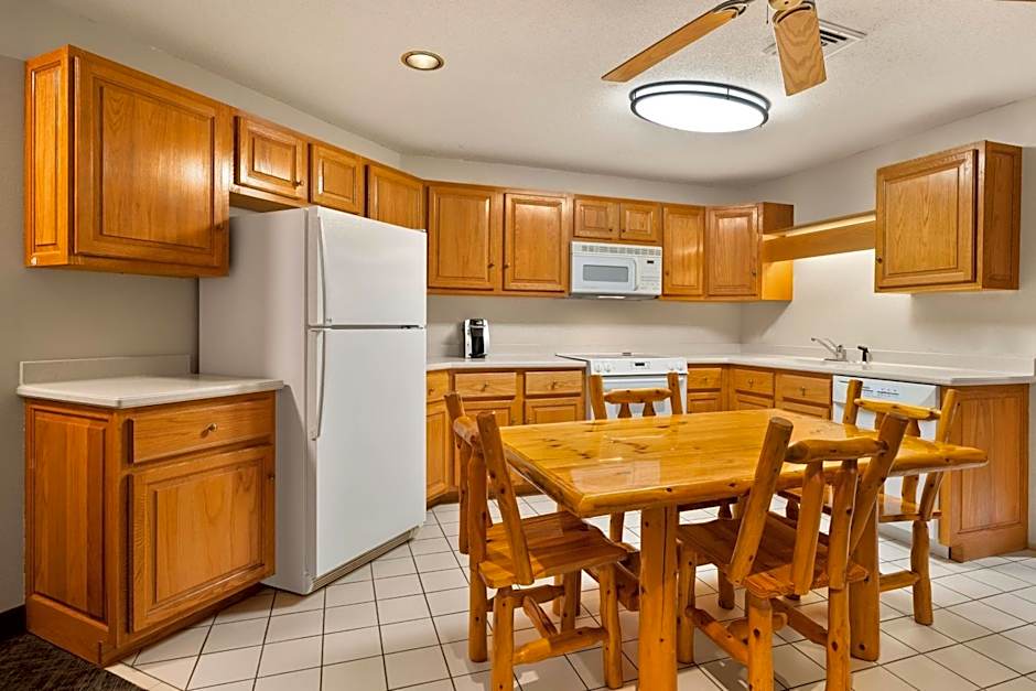 Best Western Northwoods Lodge