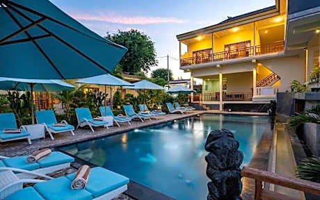 Bali Nusa Cottage
