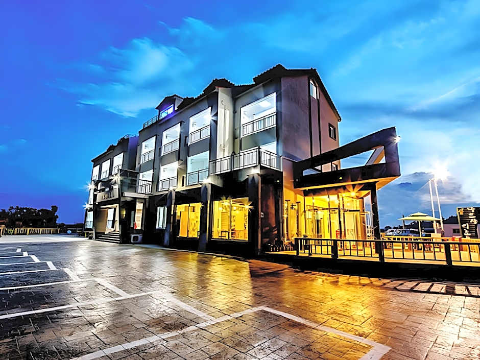 Photo 1 of 50 of Narsha Resort