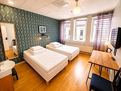 Avenyn Hostel, former Le Mat