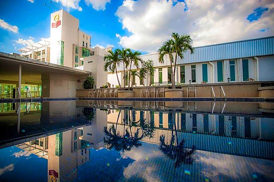 Golden City Rayong Hotel