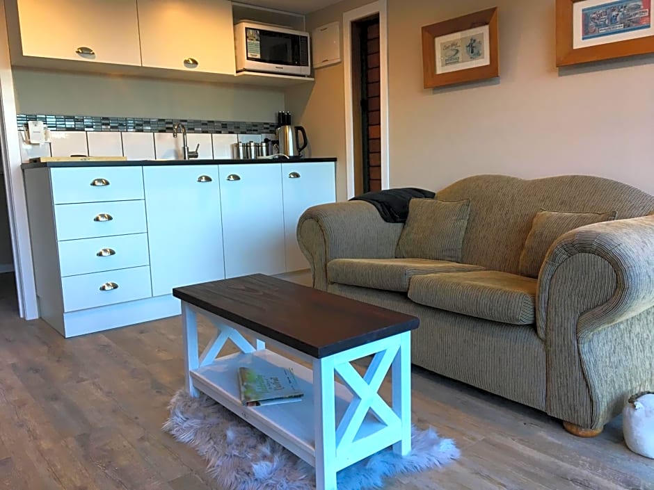 Beynon&Bolton’s Country Loft Escape