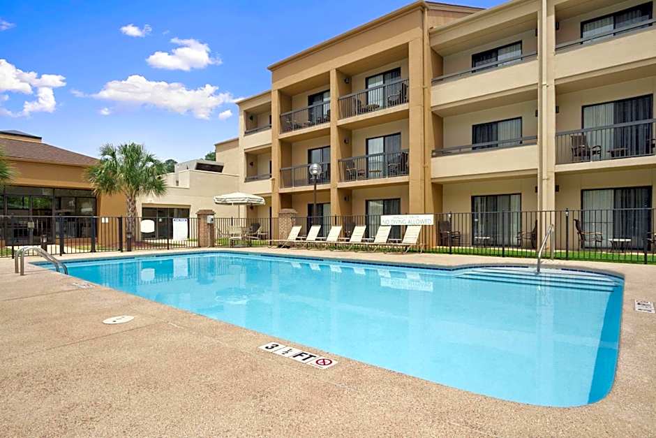 Baymont by Wyndham Columbia Northwest
