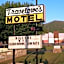 Travelowes Motel - Maggie Valley