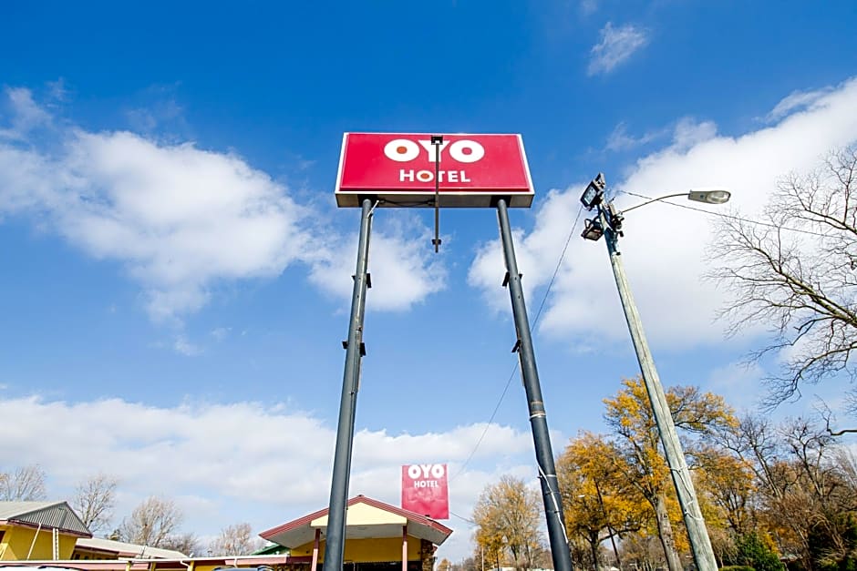 OYO Hotel Blytheville AR I-55