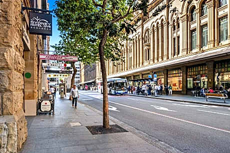 Sydney Hotel QVB