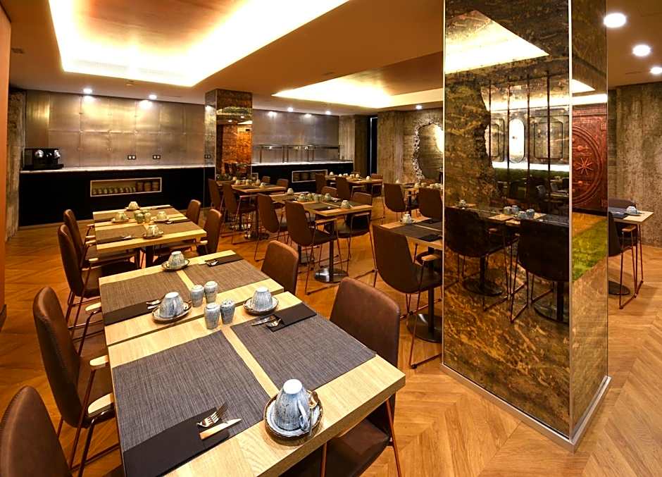 Design Plus Bex Hotel