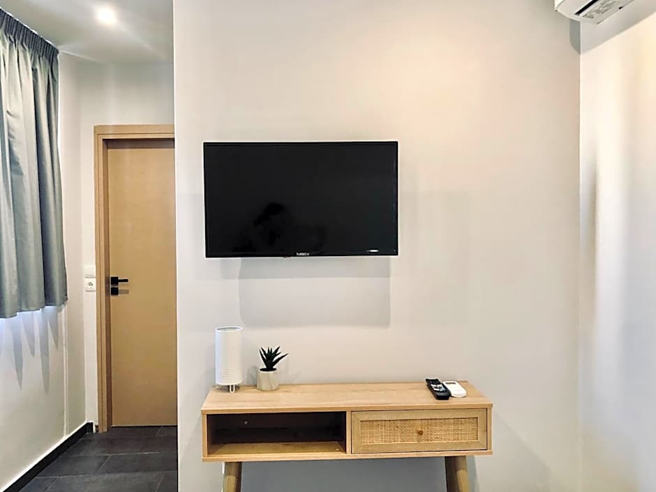 Navitas House Athens – Athens, NY