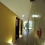 Monaco Boutique Hotel Kampung Air