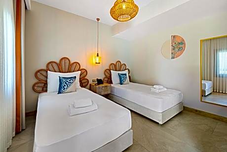 Double Room with Garden View