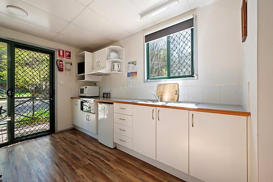 Bright Accommodation Park