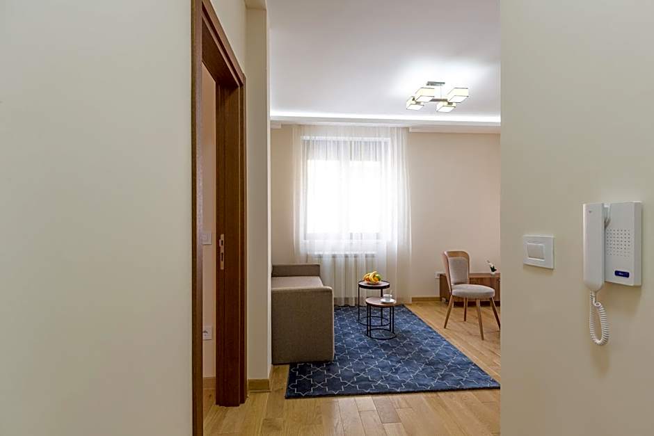 Prime Hotel Garni