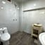 OYO Hotel Familiar Tollan