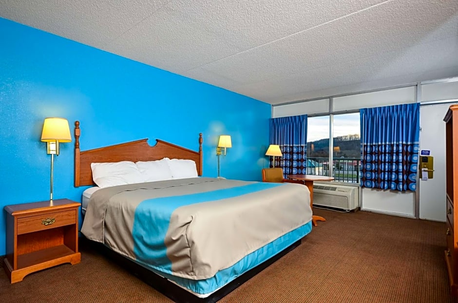 Motel 6-Pulaski, TN
